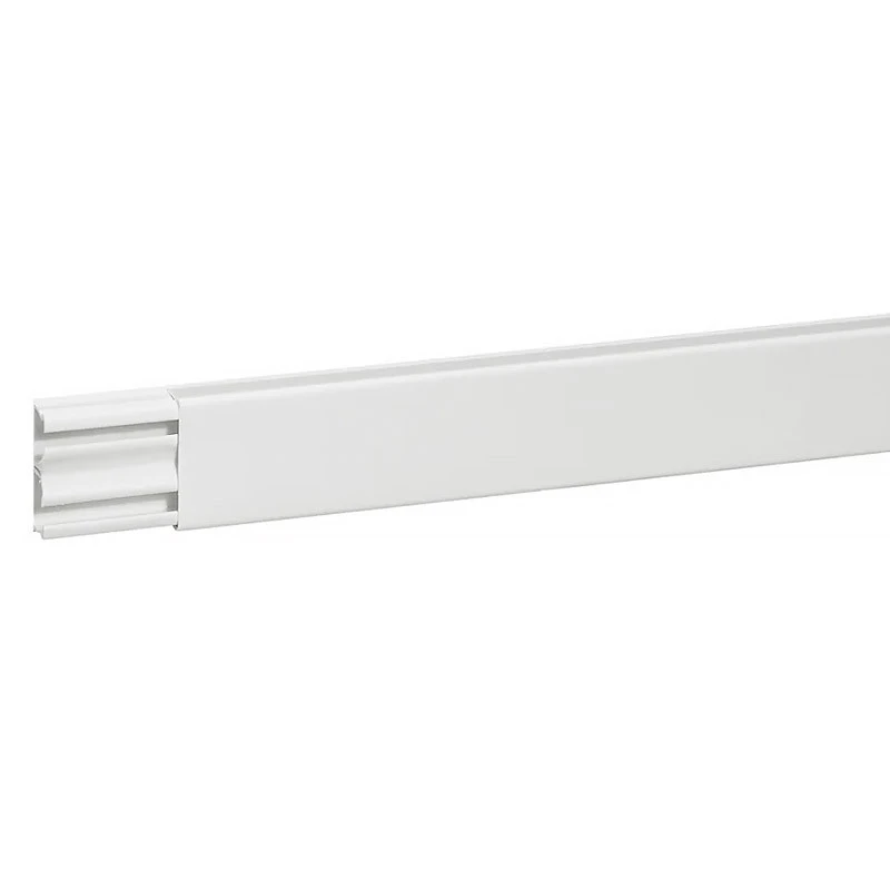 Moulure 40 X 16mm Avec Cloison LEGRAND 3 Moulure 40 X 16mm Avec Cloison LEGRAND