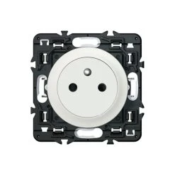 Prise De Courant Avec Terre Céliane Surface - Blanc LEGRAND